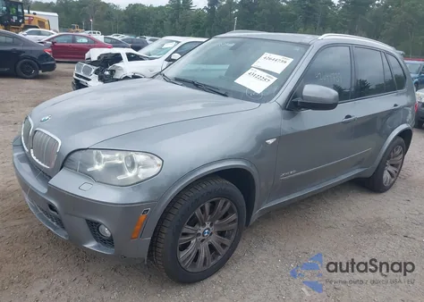 2013 BMW X5 xDrive50I из США, поврежденный, VIN 5UXZV8C52D0C15272